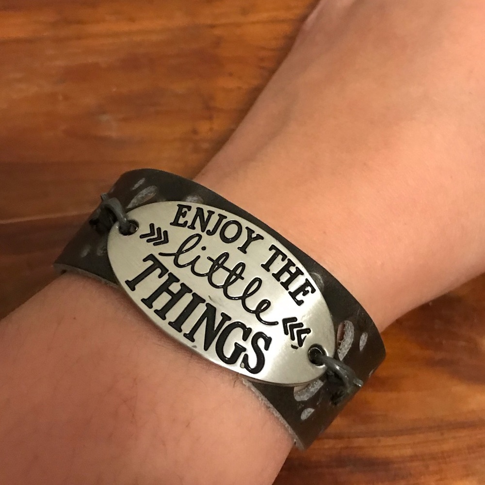 NWOT “Enjoy The Little Things” Leather Bracelet